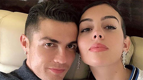 Ronaldo cho bạn gái gần 2,5 tỷ tiền tiêu vặt hằng tháng